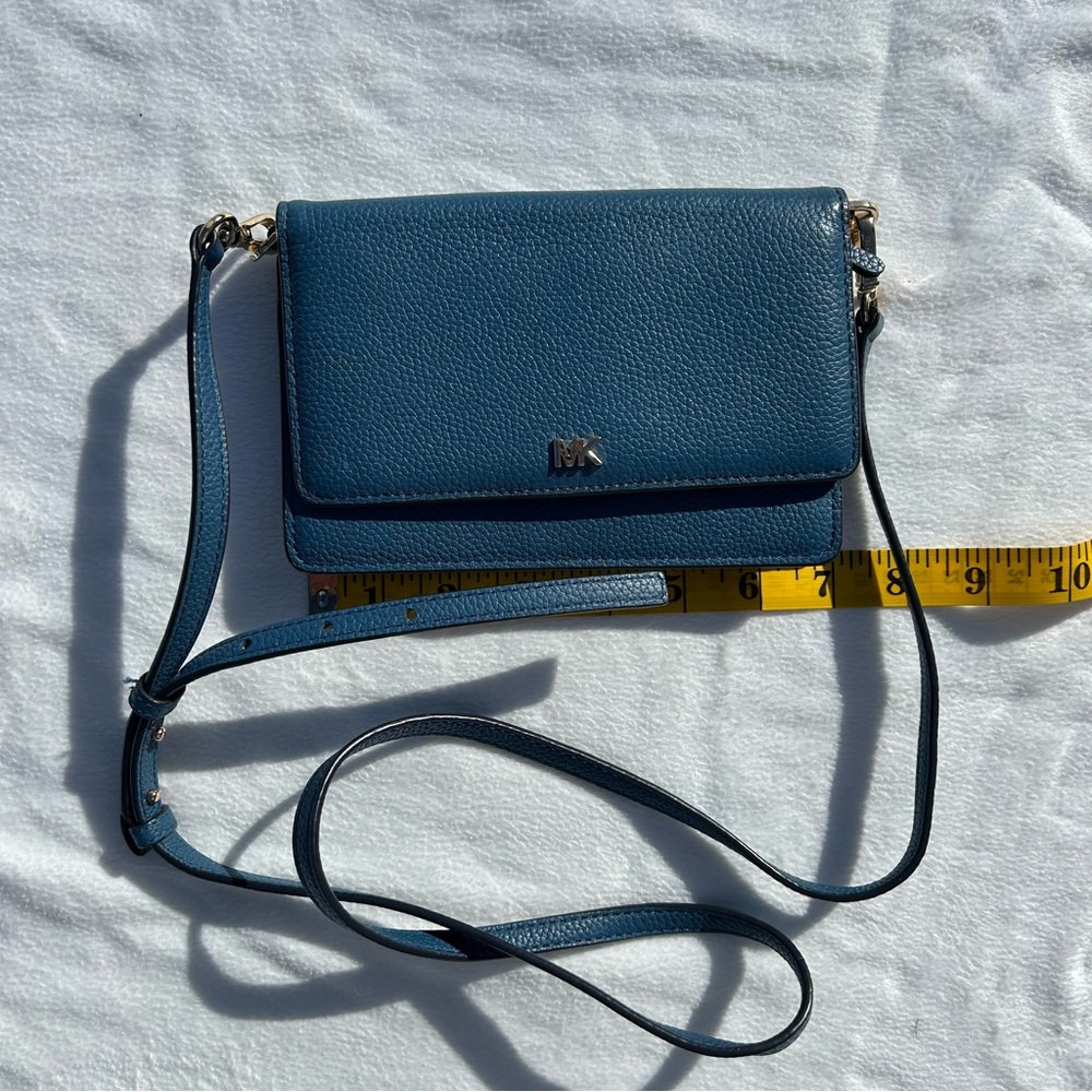 Michael Kors Pebbled Leather Crossbody Bag Blue | Adjustable Strap